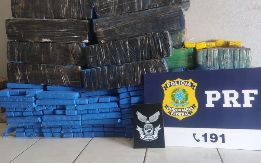 PRF e Denar apreendem 703 quilos de maconha em Campo Grande