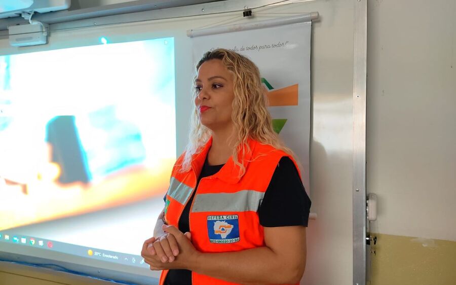 Defesa Civil promove  palestra sobre Prevenção de Queimadas na escola municipal Dr. José Duailibi 