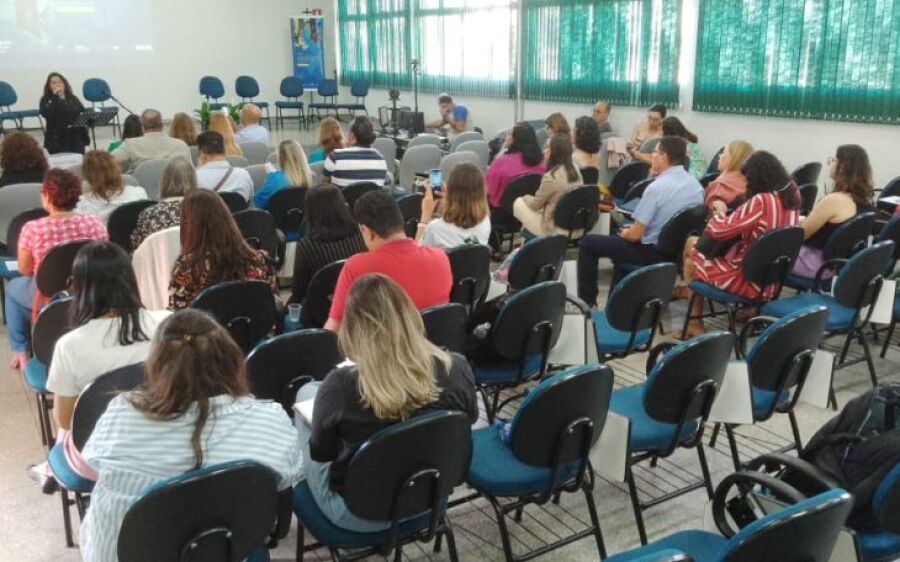 MS sedia oficina que discute os  desafios do Programa Saúde na Escola
