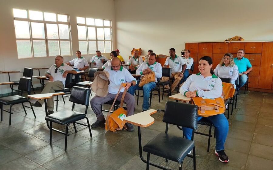 Agentes Comunitários de Endemias de Rio Verde recebem capacitação sobre controle de Arboviroses.