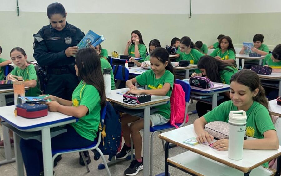 PM lança o Programa Educacional de Resistência às Drogas e à Violência em Coxim