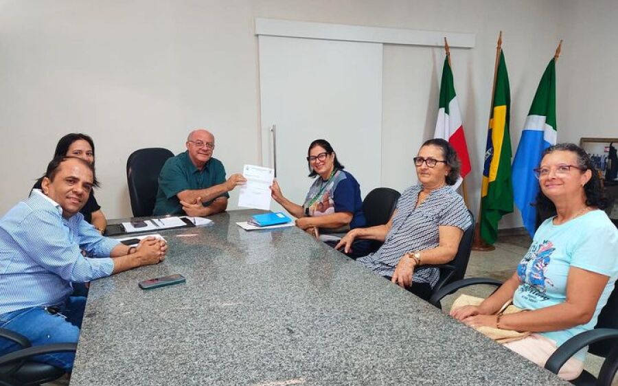 Prefeito Réus recebe Comissão  Organizadora da Festa da Comunidade Nossa  Senhora Aparecida 