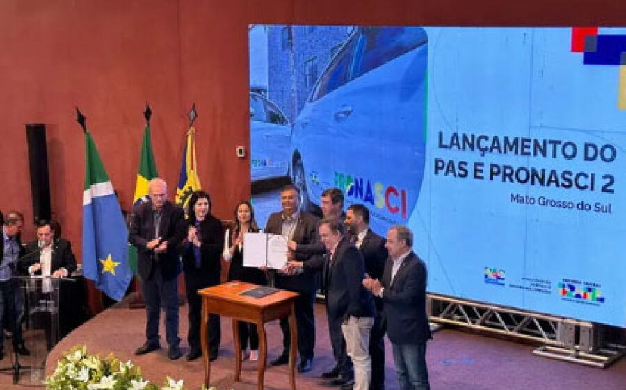 Dino vem a MS para anunciar R$ 120 milhões para segurança pública