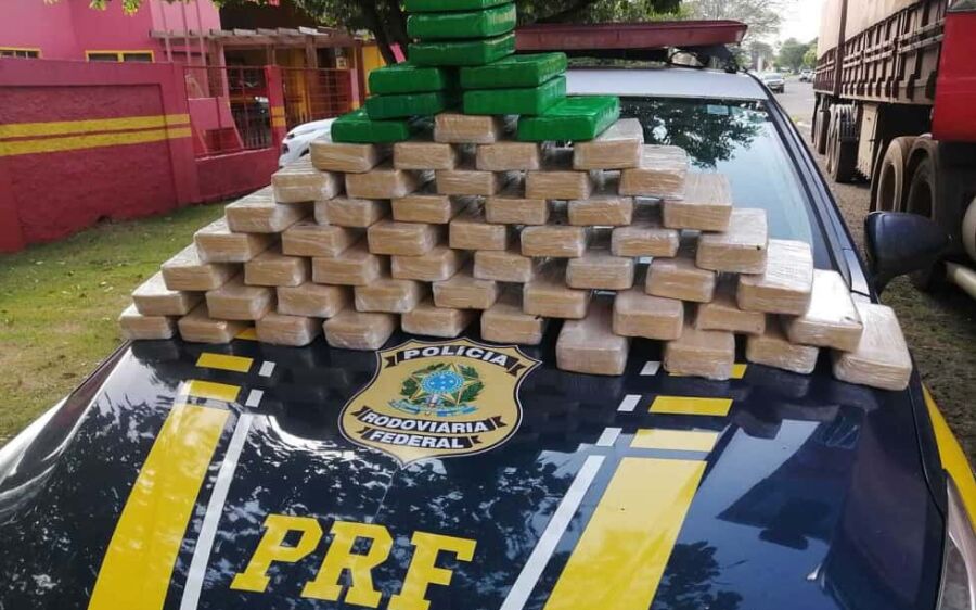 Motorista é preso com 66 quilos de cocaína em carreta carregada com milho na MS-386