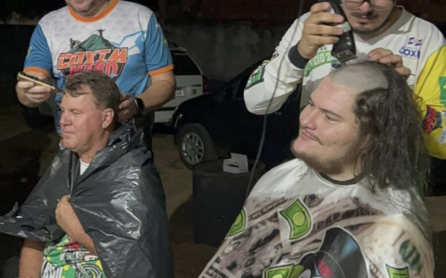 Trilheiros de Coxim raspam cabeças em solidariedade a adolescente com câncer