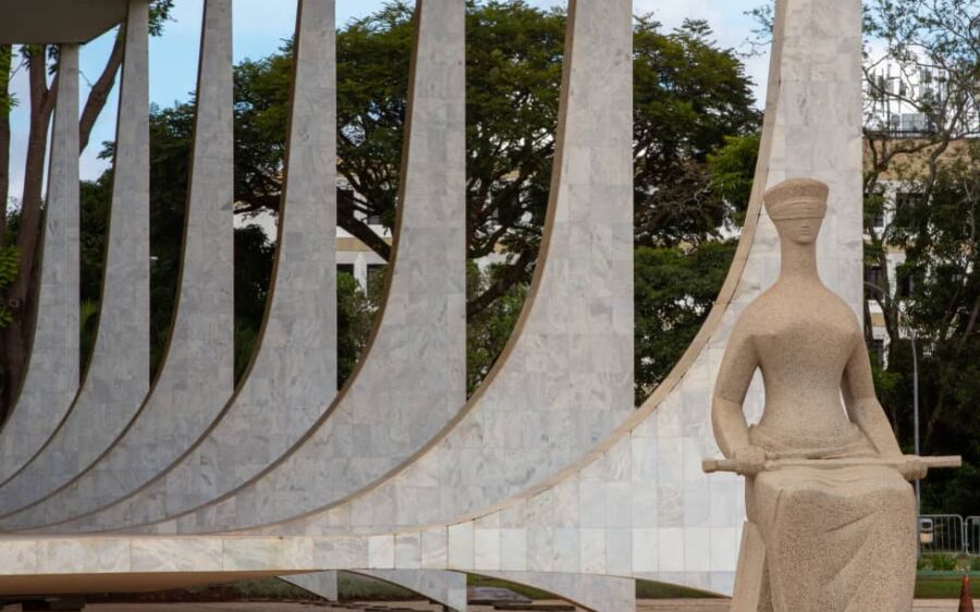 Zanin obriga governo a fornecer remédio mais caro do mundo a criança
