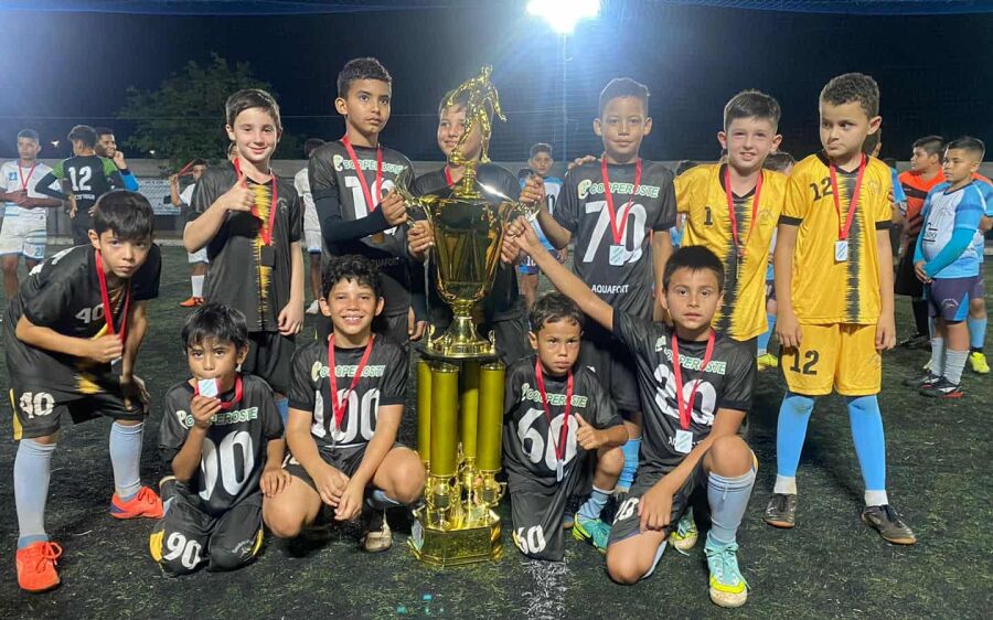 São Gabriel brilha na Copa Acquafort/Drogaria Bonfim de Futebol Society de categoria de base