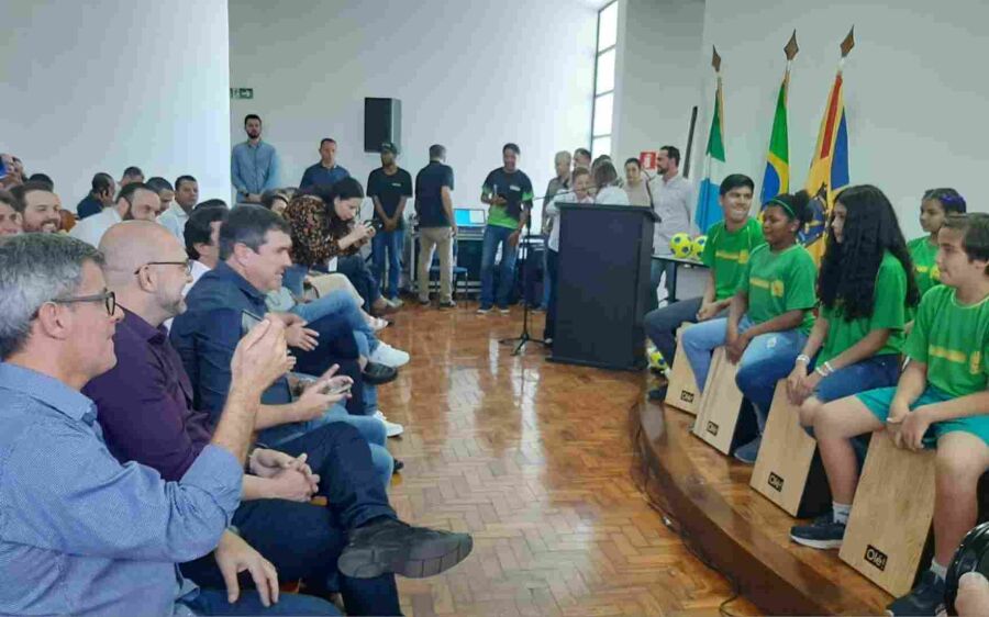 Kit esporte será entregue em 60 escolas do MS