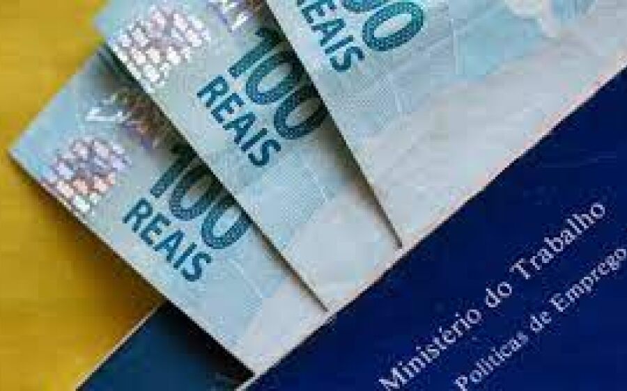 Os 100 maiores e 100 menores salários no Brasil no 1º semestre de 2023