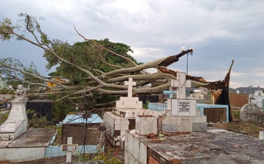 Agesul e Defesa Civil atuam em Corumbá para reduzir danos causados pela chuva no município