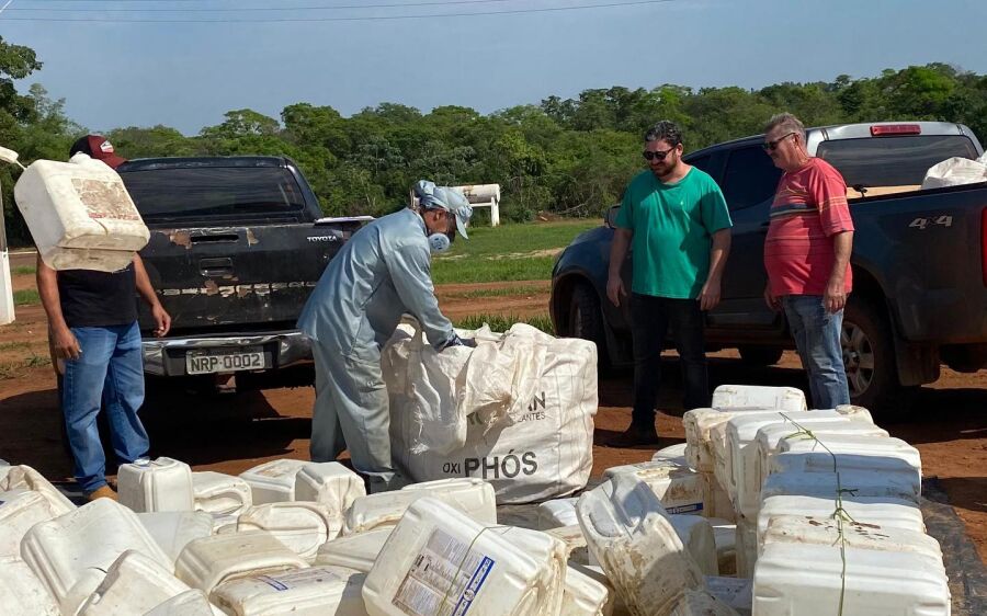 Sindicato por meio da  Secretaria de desenvolvimento econômico realizam ação de devolução de  embala