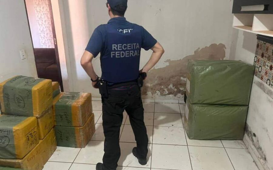 Receita Federal e polícia desmontam depósitos de contrabandistas