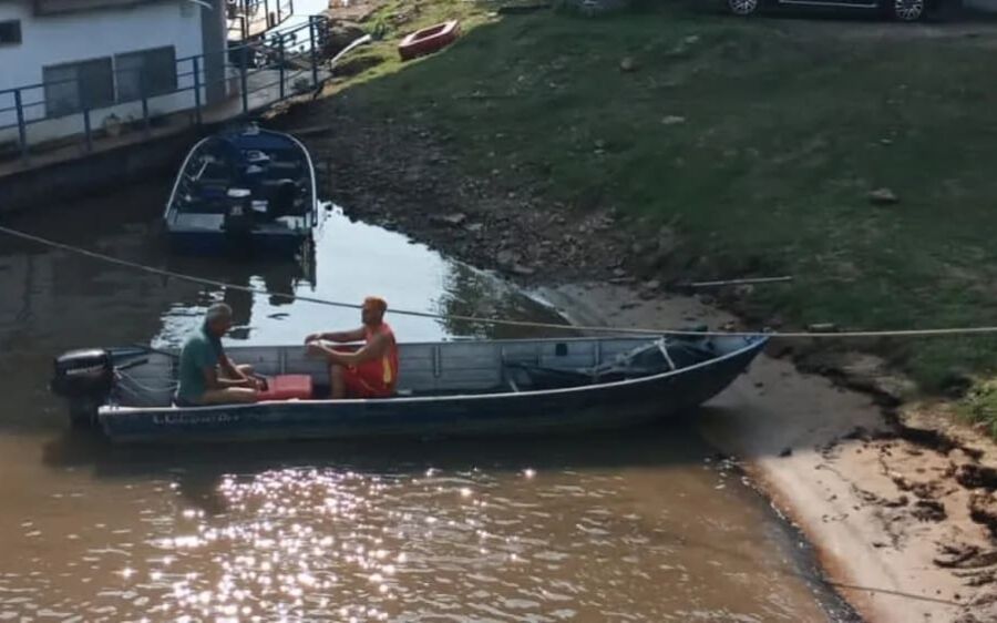 Durante pescaria, homem pula no rio Miranda para se refrescar e morre em MS