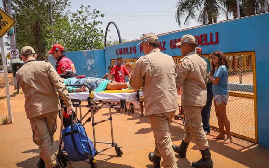Aluno de 12 anos é espancado por “gangue” em saída de escola