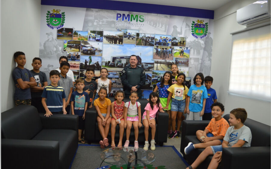 Evento Especial da Polícia Militar e ACS Regional Coxim no Dia das Crianças: Uma Celebração de Alegr