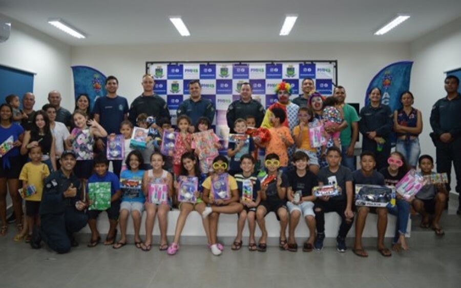 PM do 5ºBPM e Associação de Cabos e Soldados  celebram o Dia das Crianças 