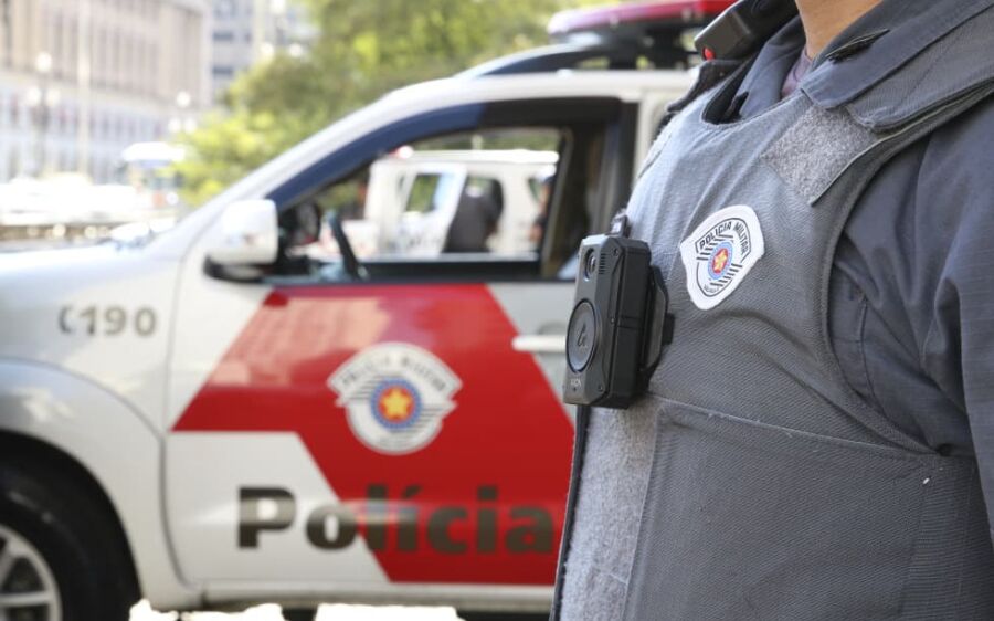 Brasil tem mais de 30 mil câmeras corporais em uso por policiais