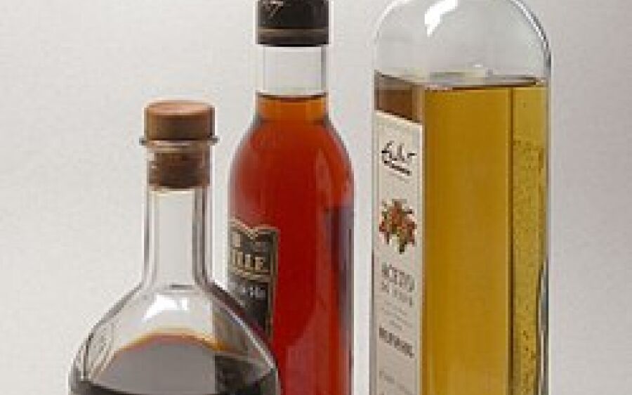 Três formas de usar o vinagre fora da cozinha (e nas limpezas); confira!