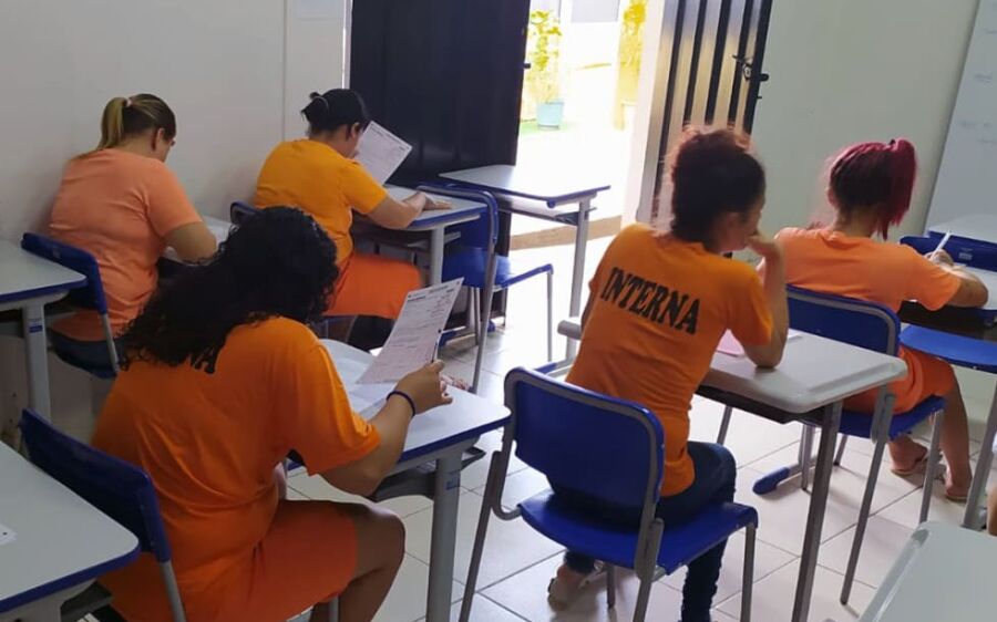 2,9 mil custodiados da Agepen realizam provas do Encceja PPL em MS