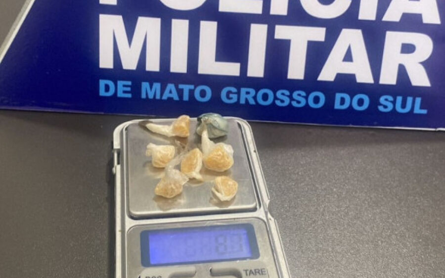 Polícia Militar apreende drogas em Costa Rica