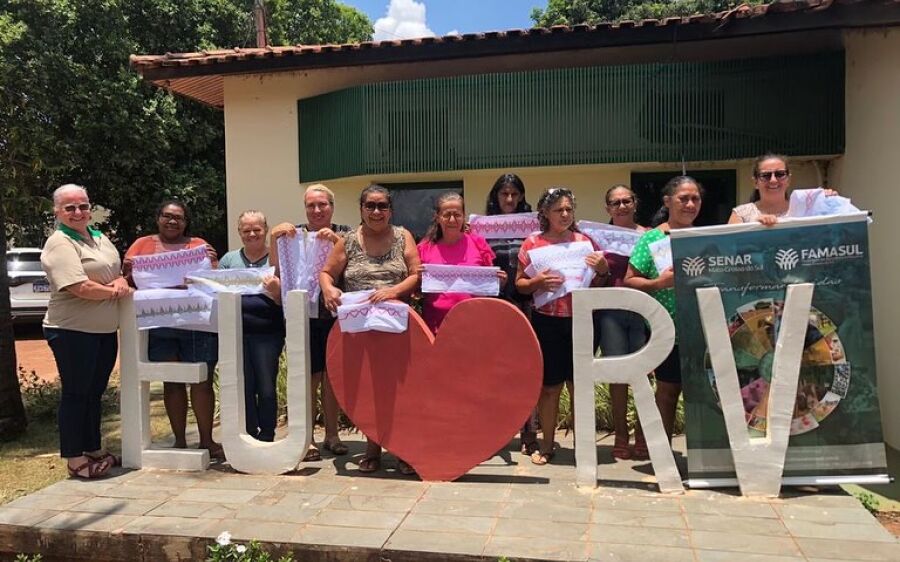 Sindicato Rural e SENAR Promovem Curso de Bordado em Vagonite no CAPS de Rio Verde