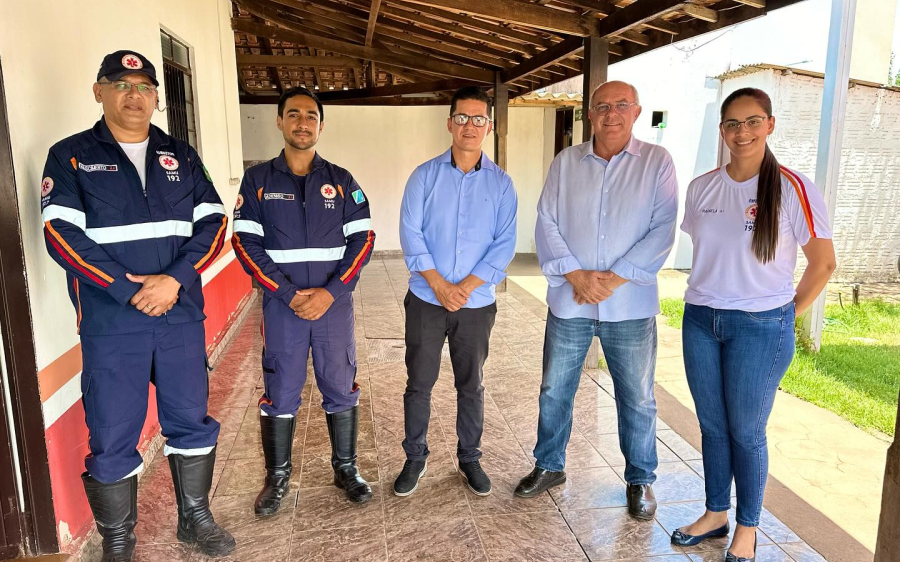 Prefeito e presidente da Câmara visitam a sede do Samu  de Rio Verde