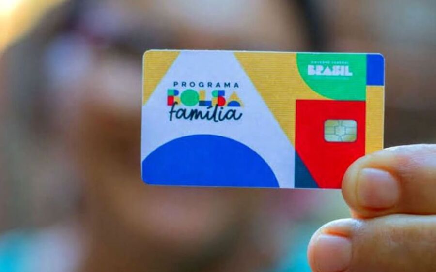 Caixa começa a pagar parcela do Bolsa Família de novembro