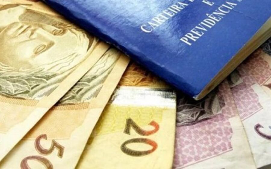 Patrões têm até dia 30 para depositara primeira parcela do 13º dosfuncionários
