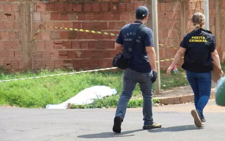 Comerciante que atropelou e matou idosa paga fiança de R$ 5 mil e é solta
