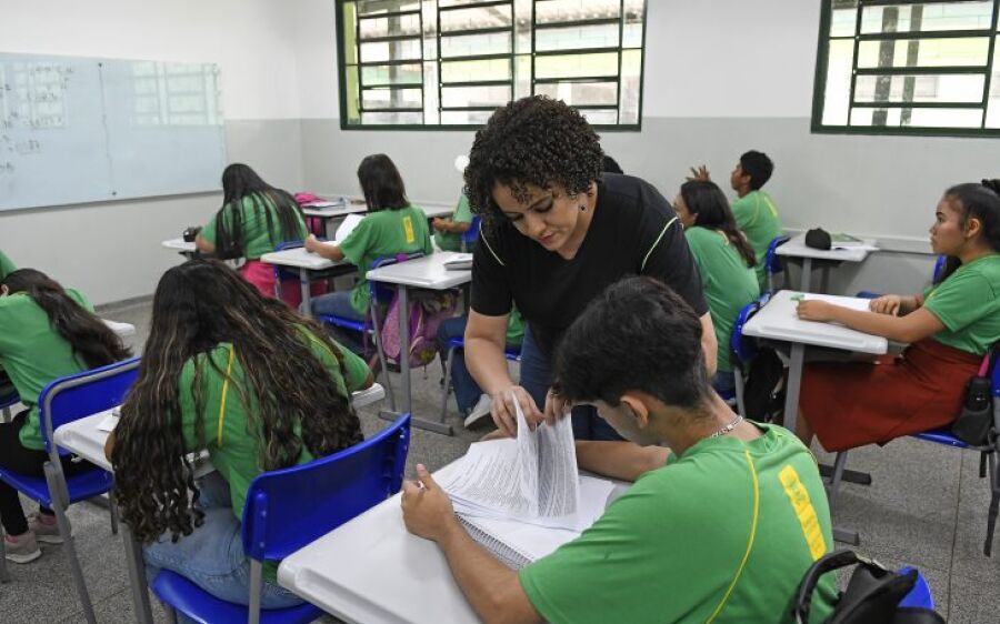 SED divulga edital de abertura do processo seletivo para professores temporários da REE