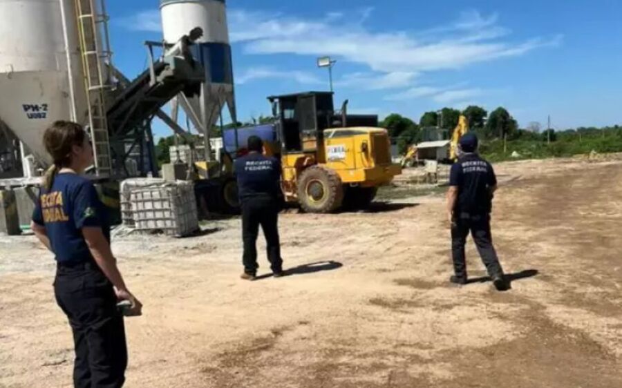 Receita investiga material contrabandeado na construção de ponte na fronteira