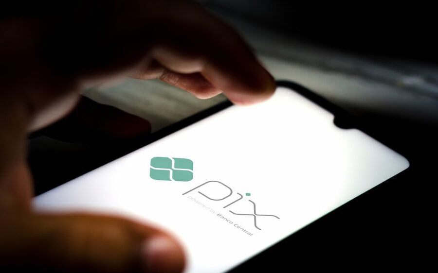 Idosa cai no golpe do Pix e perde R$690 em Coxim