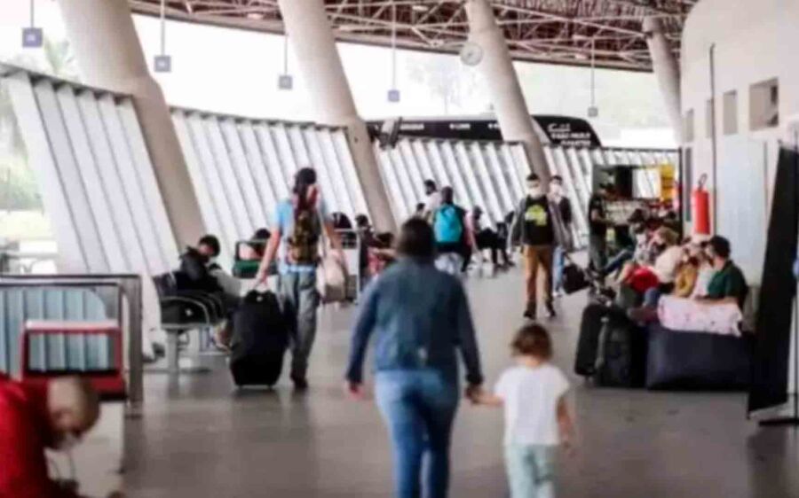 Com 84 ônibus extras, mais de 30 mil pessoas devem passar pela rodoviária de Campo Grande
