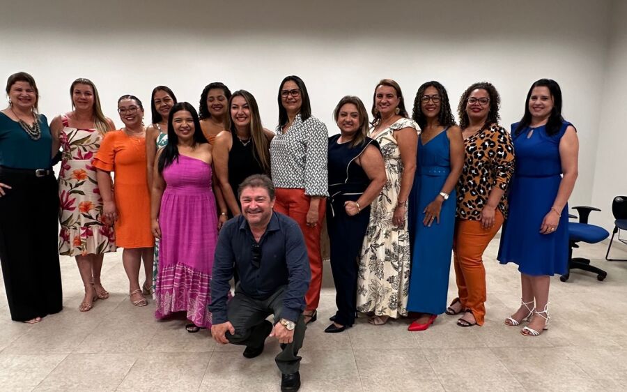 Prefeitura de Coxim empossa novos diretores da rede municipal de ensino