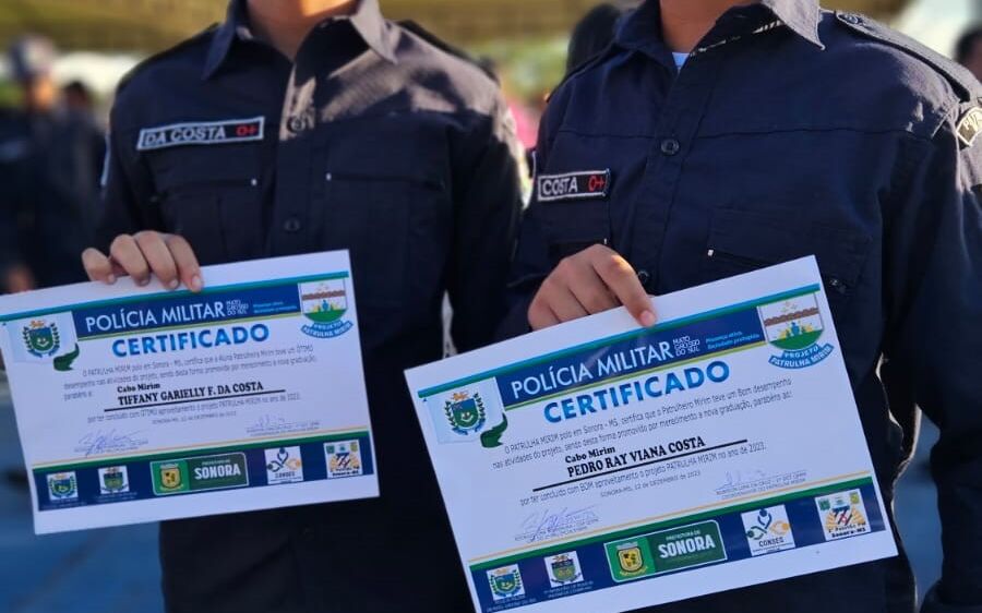 Patrulheiros Mirins de Sonora são prestigiados por vereadores durante formatura