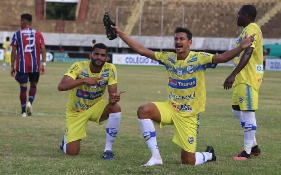 Dourados anuncia primeiros reforços para temporada 2024