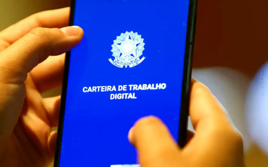 Taxa de desemprego no trimestre encerrado em novembro cai para 7,5%