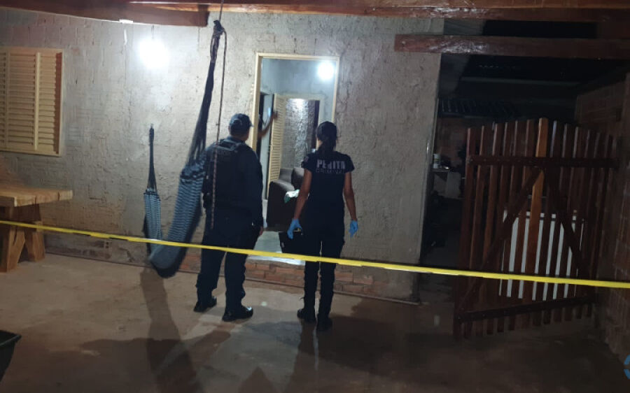 Homem mata mulher a facadas na Silviolândia, em Coxim