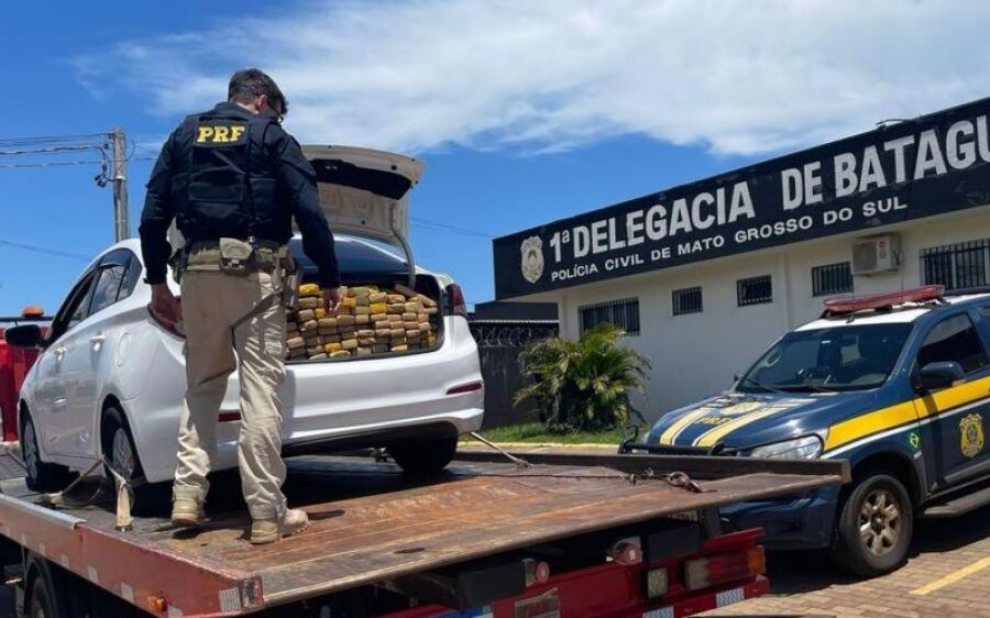 Homem é preso com 400 quilos de maconha na BR-267