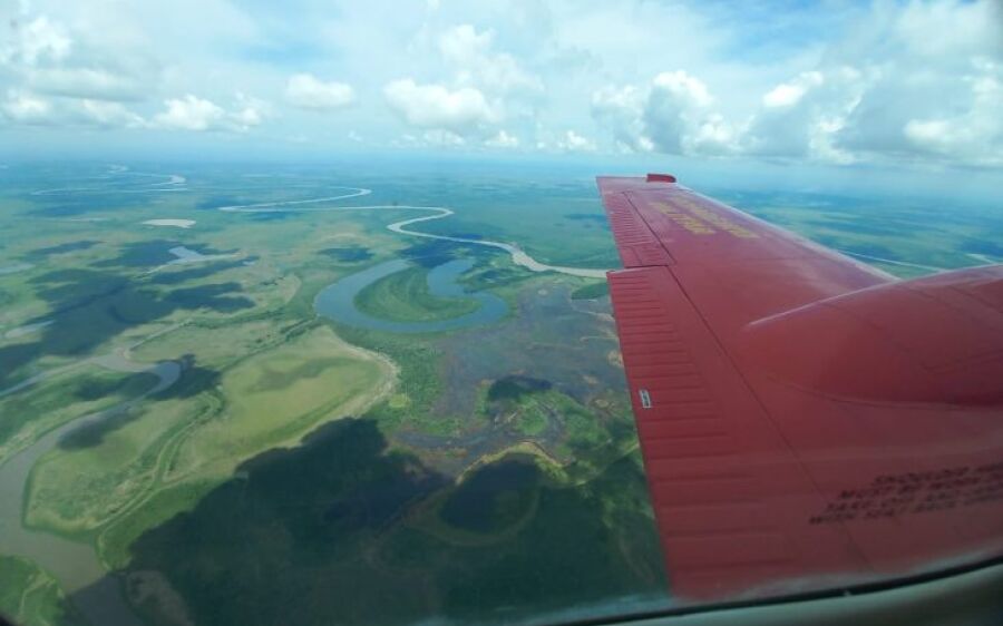Bombeiros de MS combatem incêndio no Pantanal; cobertura completa aqui
