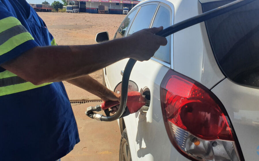 Preço da gasolina no interior de MS varia entre R$ 4,95 a R$ 6,65; confira a cidade mais cara