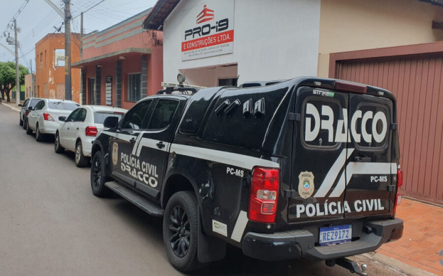 Dracco faz buscas e apreensões em construtora com endereço em Coxim