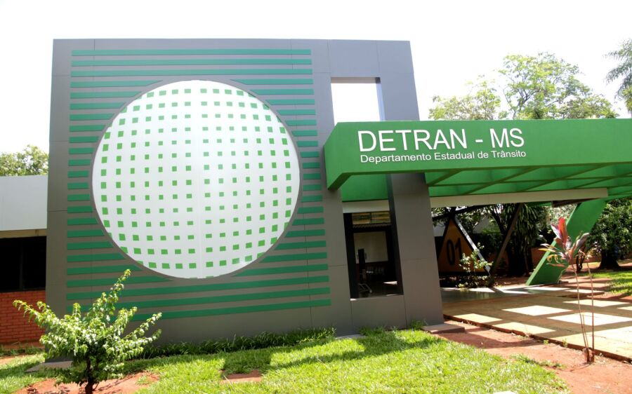 Com agências fechadas no Carnaval, Detran-MS recomenda serviços digitais disponíveis 24h