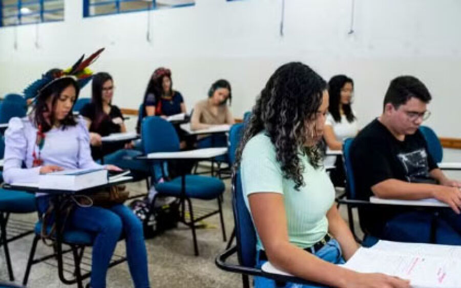 MS Supera: programa que vai pagar R$ 1,4 mil para estudantes está com inscrições abertas