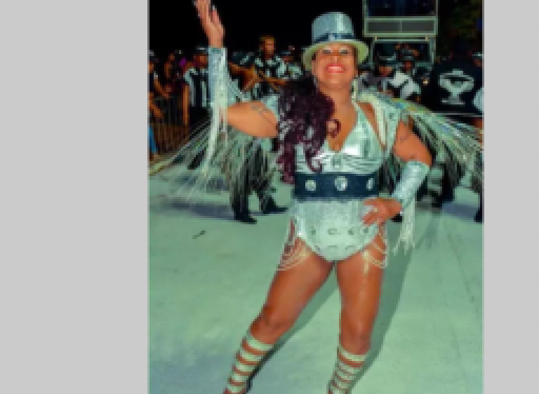 Escola perdeu, mas Carnaval deu à coxinense rainha avó o título de diva
