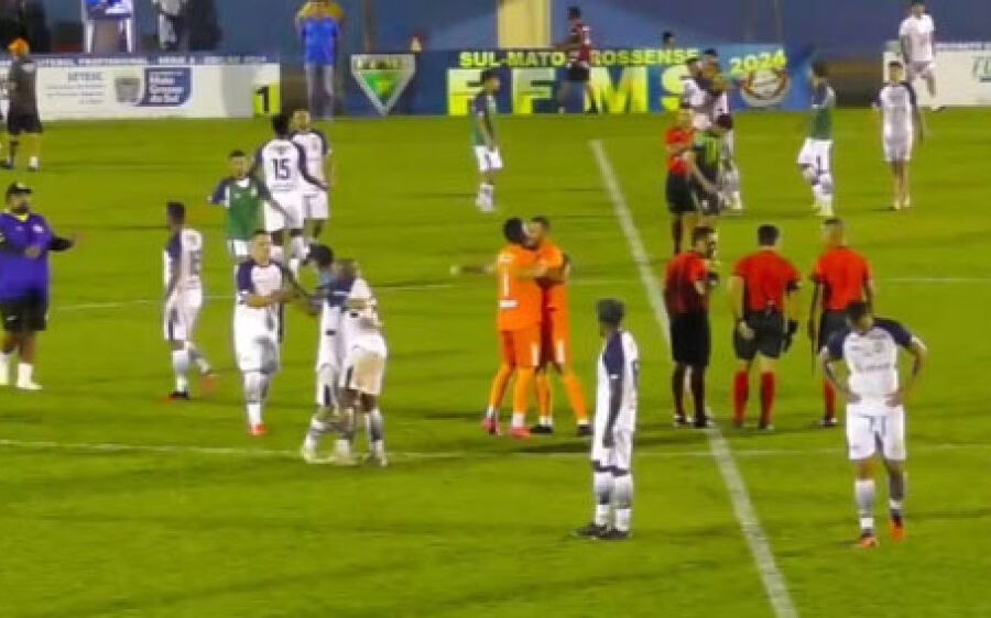 Costa Rica vence, se garante no mata-mata e classifica Coxim por tabela