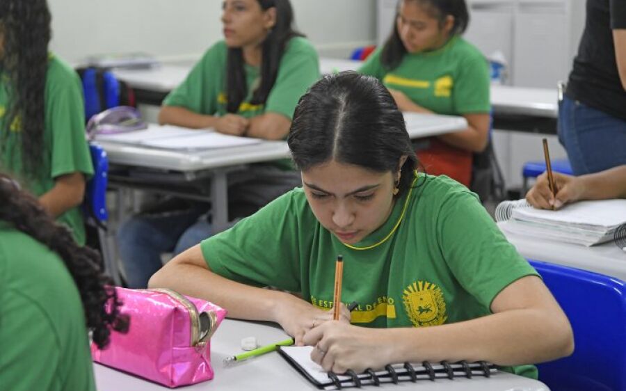 Com ampliação de vagas e investimentos, Rede Estadual de Ensino volta às aulas nesta quarta-feira