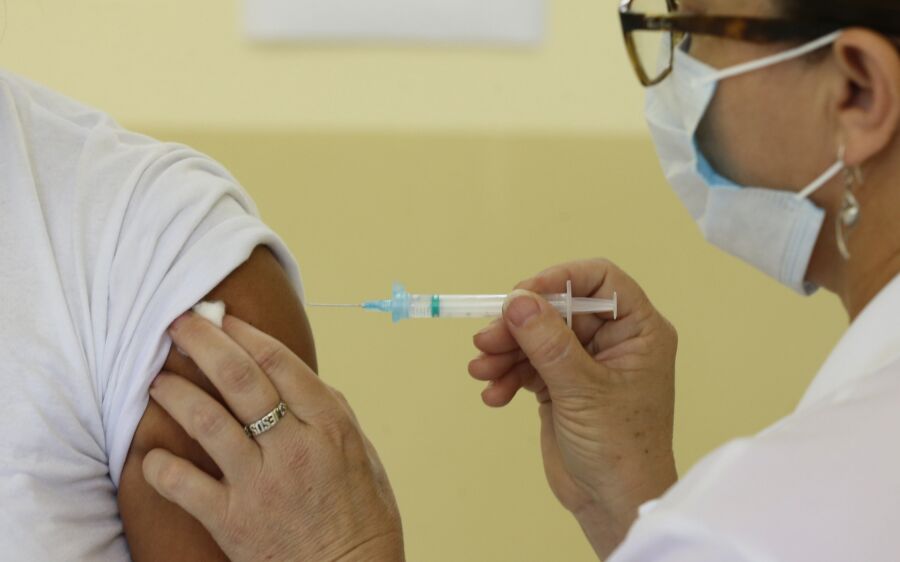 Governo vai enviar vacinas contra dengue para mais 29 municípios