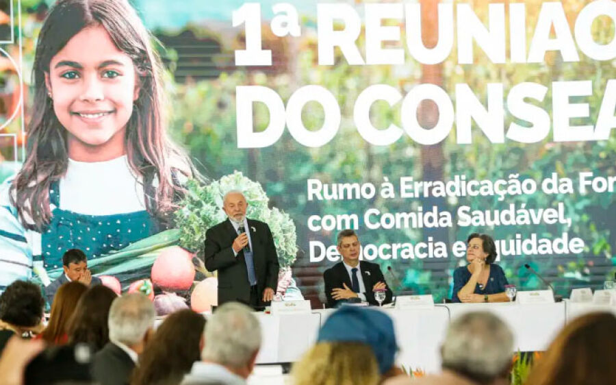 Lula regulamenta iniciativas para melhorar o acesso à alimentação