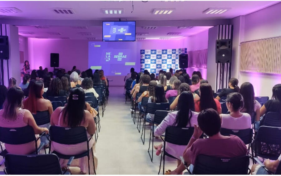 Empresárias da região norte participam de palestra sobre empreendedorismo feminino